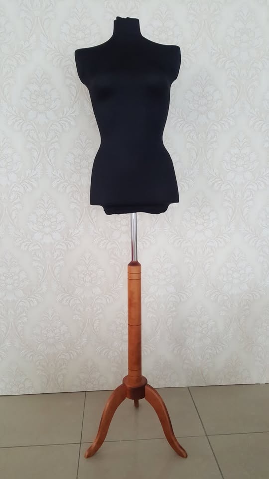 Dámske busty/figuríny