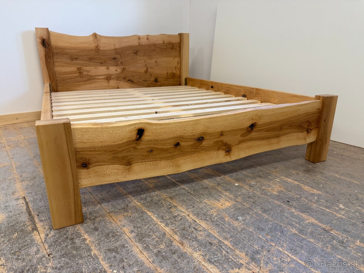 Manželska postel z jelšového masivu 160x200 cm