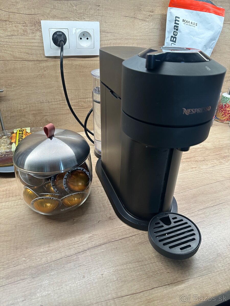 Nespresso Vertuo Next Matt Black