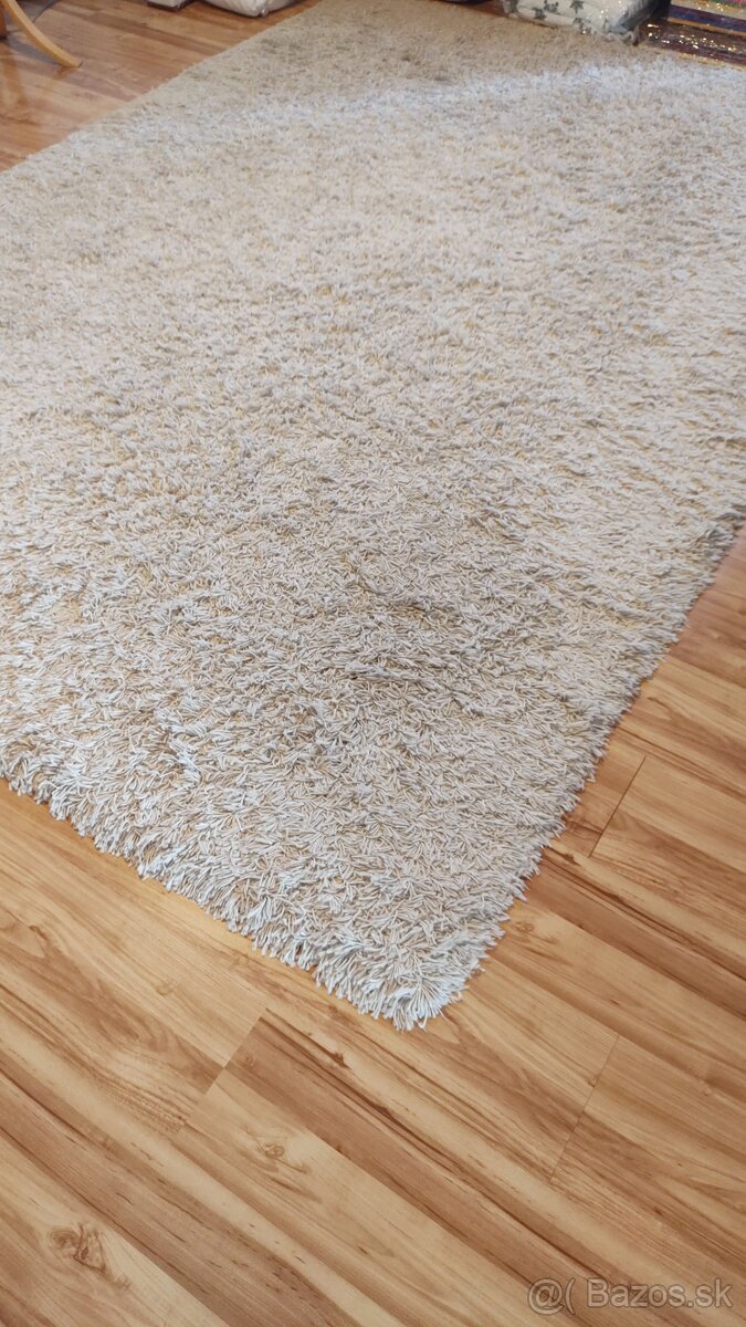 shaggy chlpatý koberec