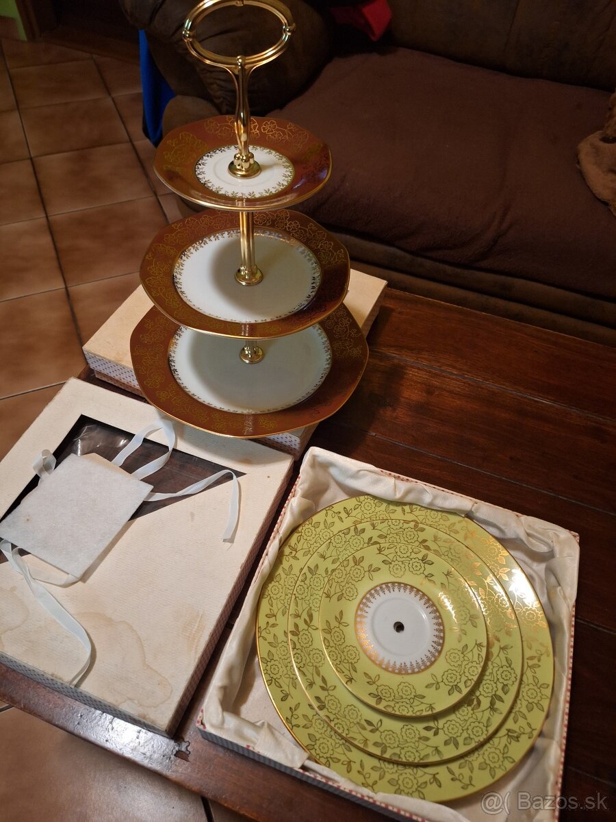 Porcelánový Etažér Československo