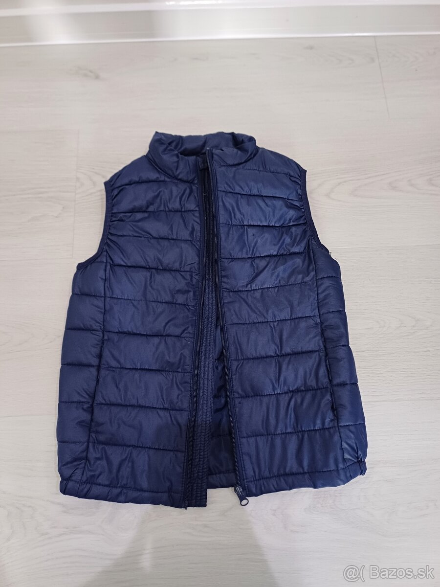 Chlapčenská vesta zn.Primark,v.9-10r.