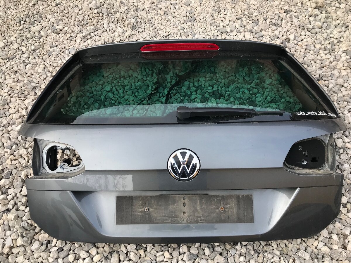 Kufrove dvere vw golf 7 variant šedá