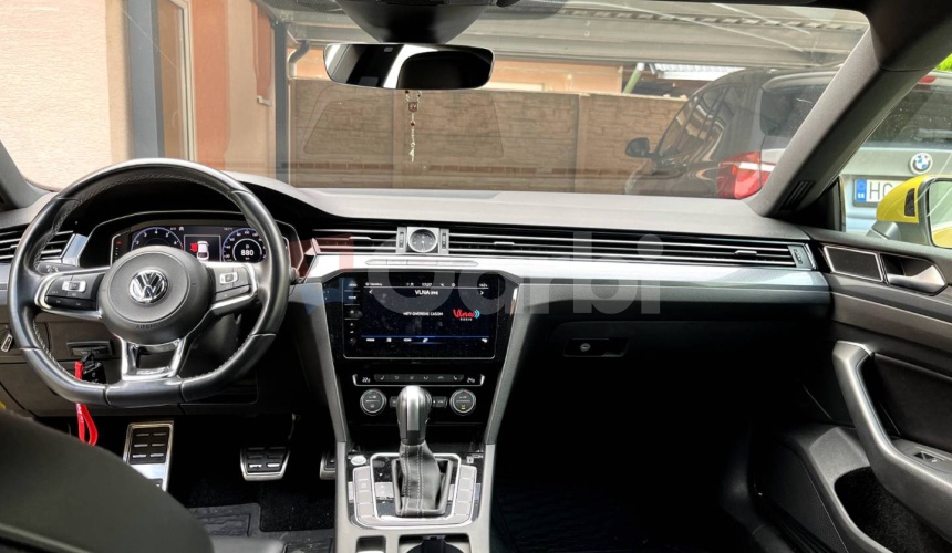 Volkswagen Arteon 2.0 TSI BMT R-Line DSG
