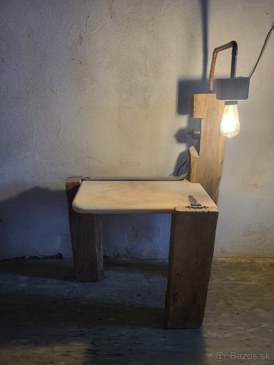 Nočné stolíky vintage