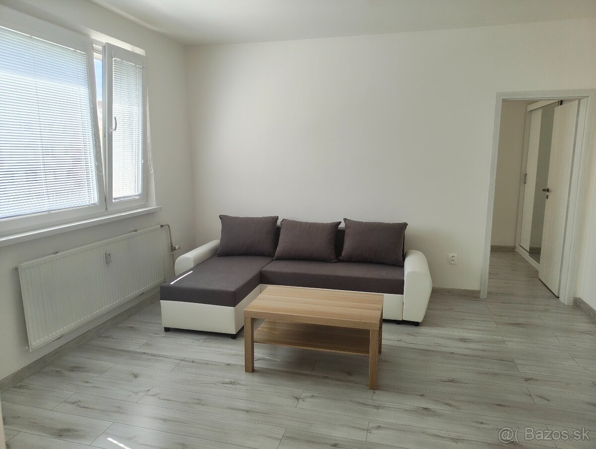 2 izbový byt na začiatku Petržalky