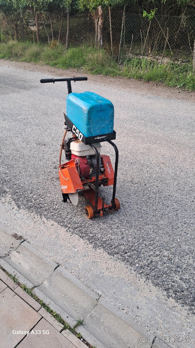Rezačka na beton