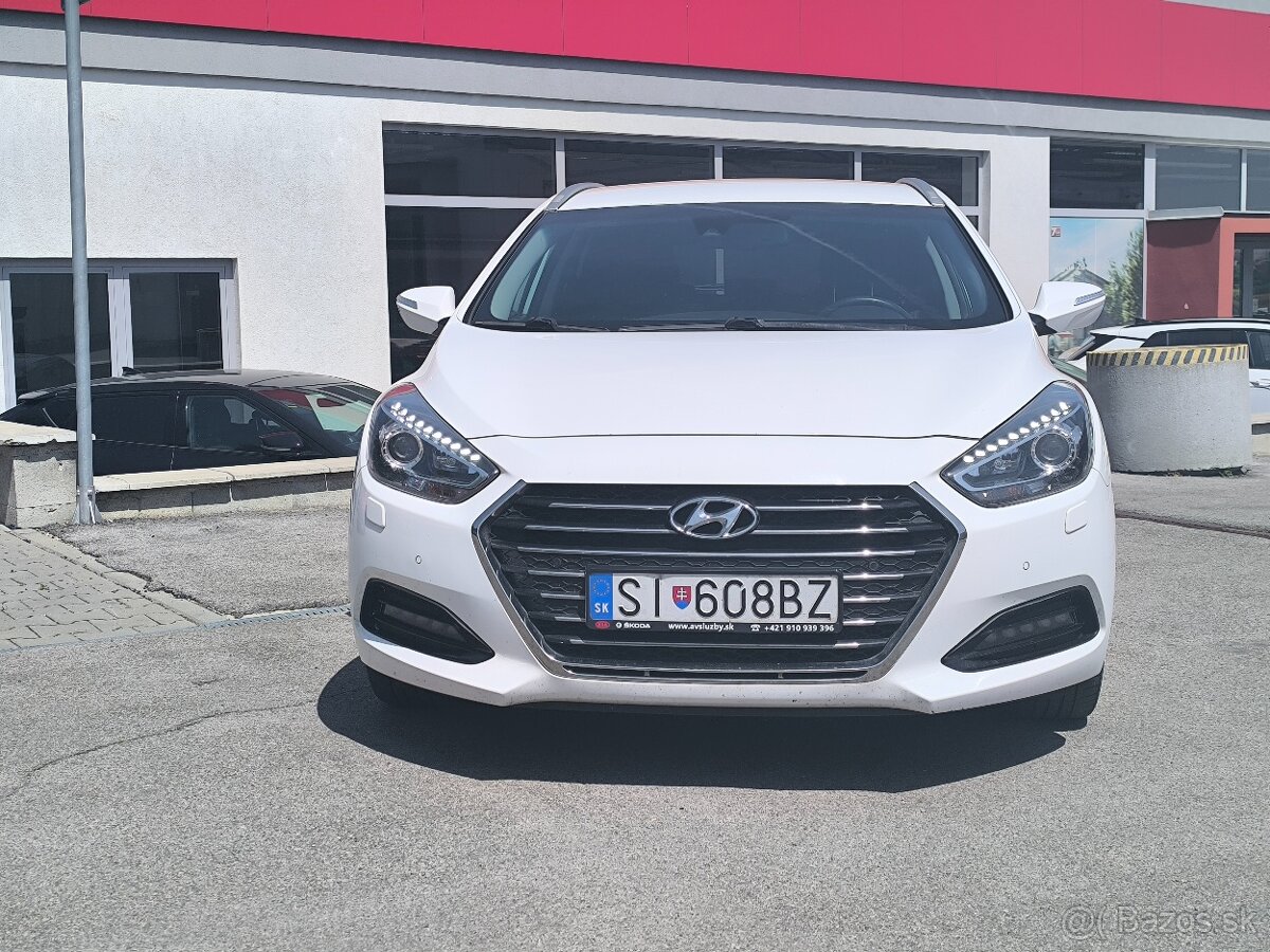 Hyundai i40 SW 1.7 CRDi 104kW/141PS 7DCT Business