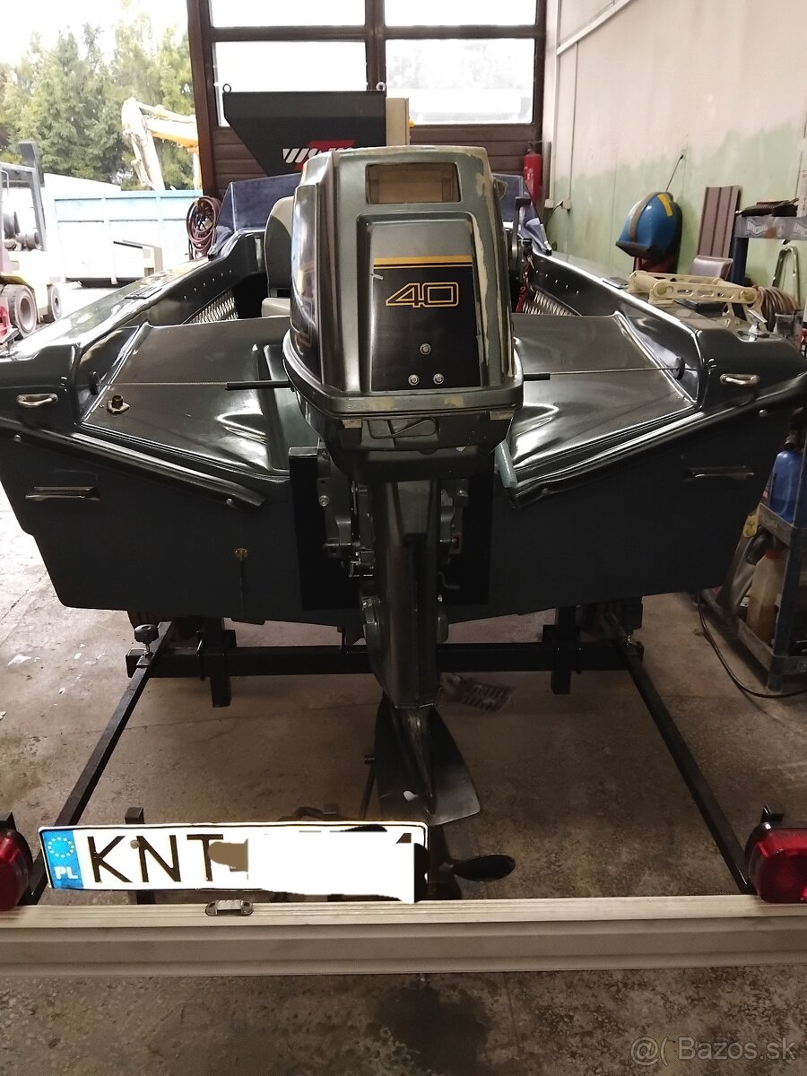 Loď motorový čln Rocca suzuki dt40