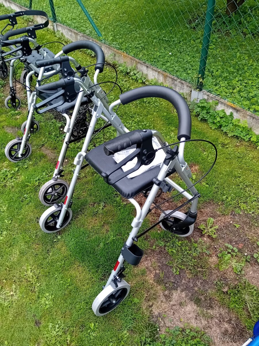 Chodítko pre seniorov