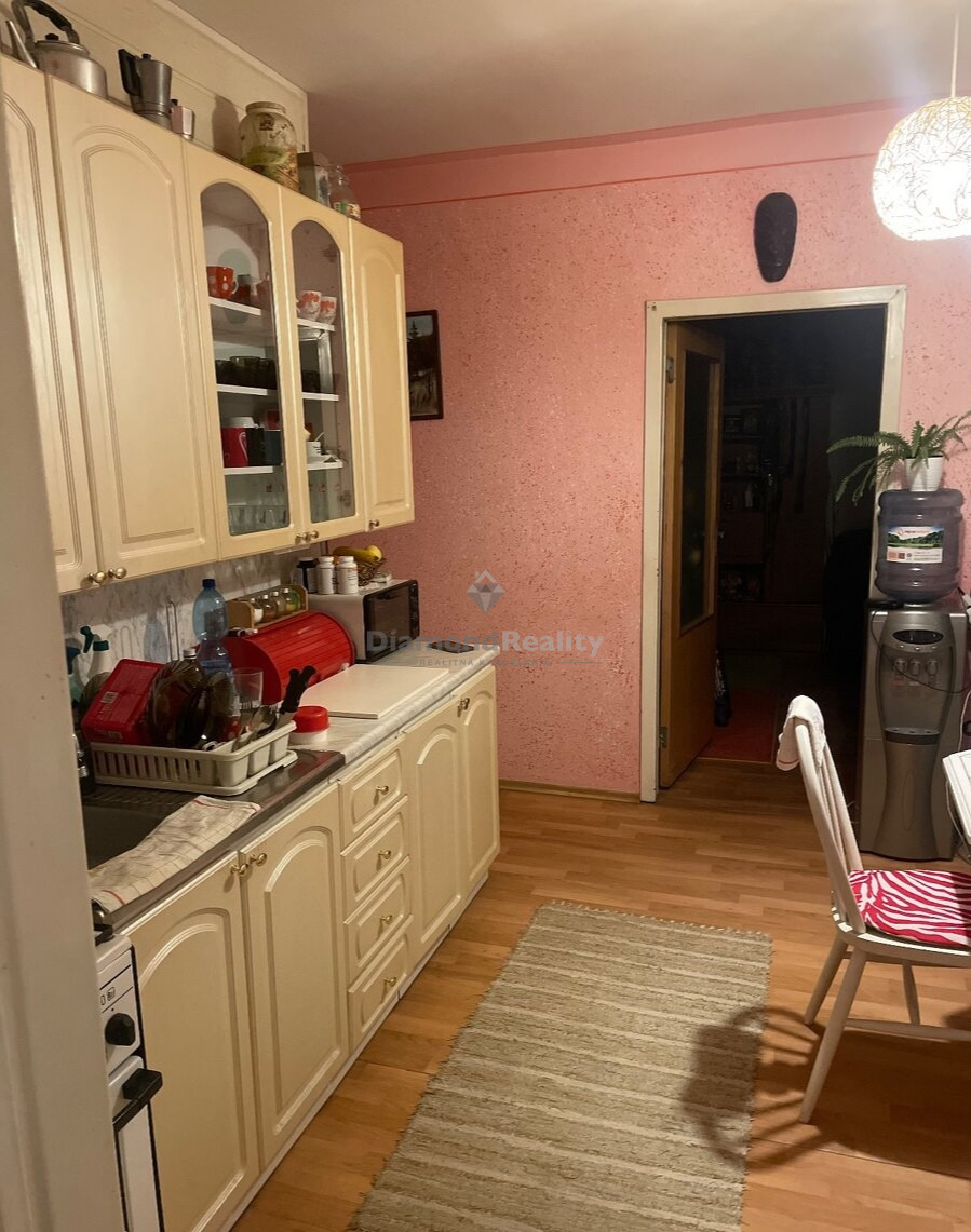 Na predaj 3 izbový byt, ulica Sama Czabana,  Rožňava