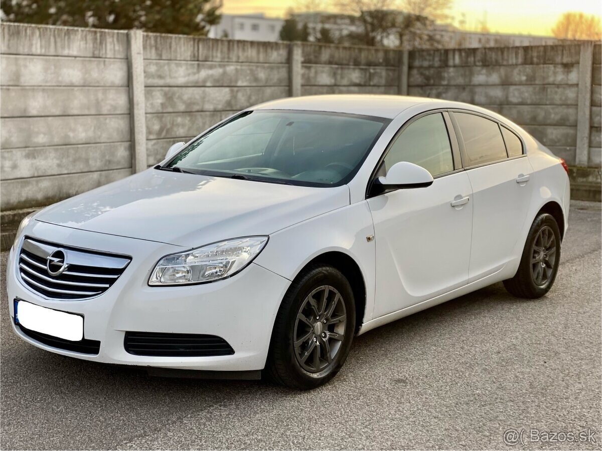 Predám Opel Insignia 2.0 CDTI. 81 KW R.v. 2013 Kup SR.