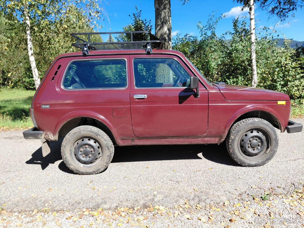 predam lada niva 1.7i