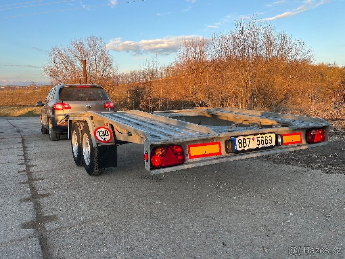 Autopřepravník , plaťák, podval, 2700kg, 130 km/h