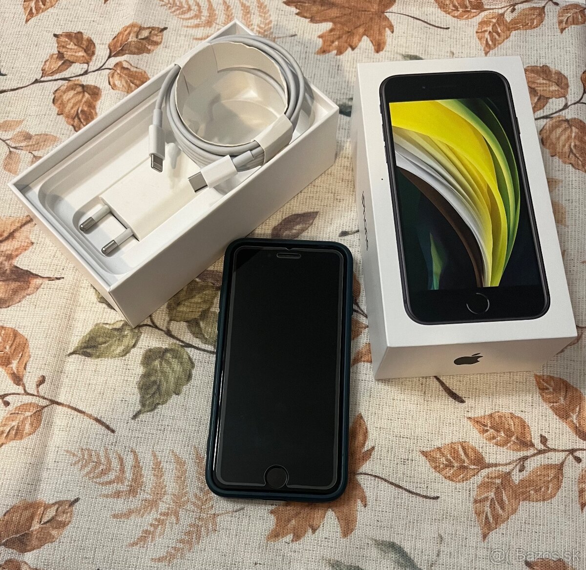 iPhone SE 2020 64 GB