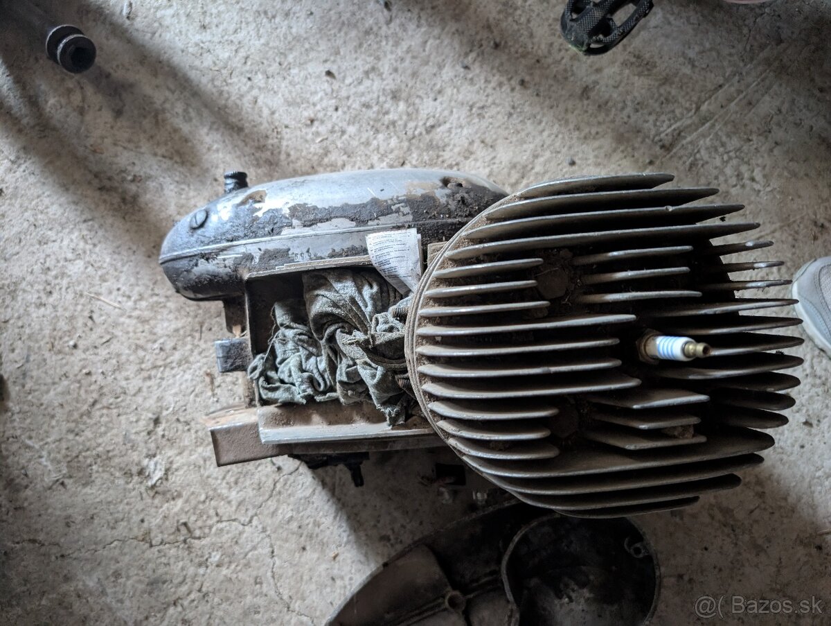 Jawa 250