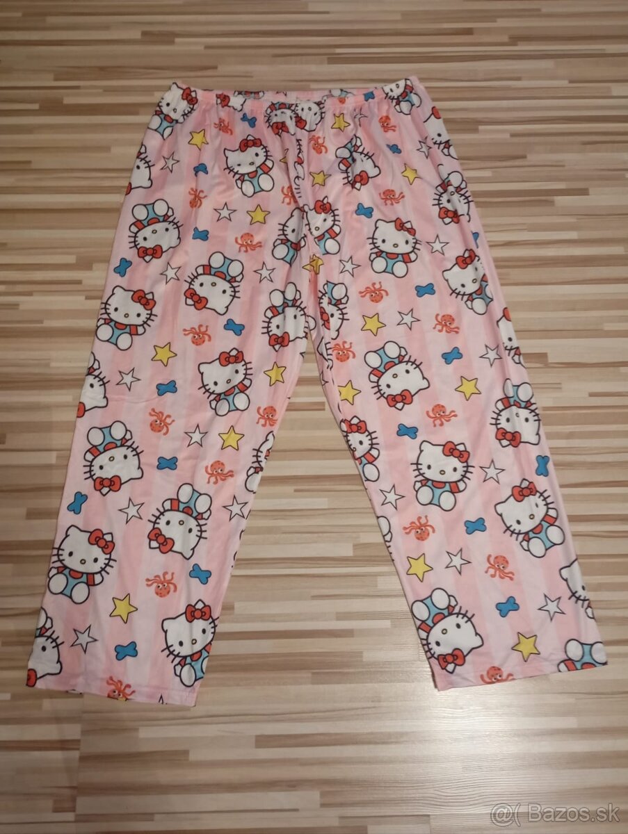 Pyžamo hello kitty 1