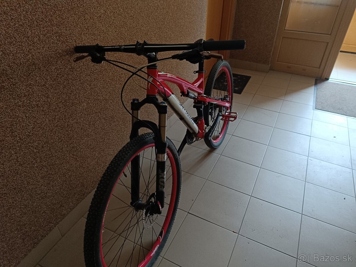 Predám Bicykel Specialized