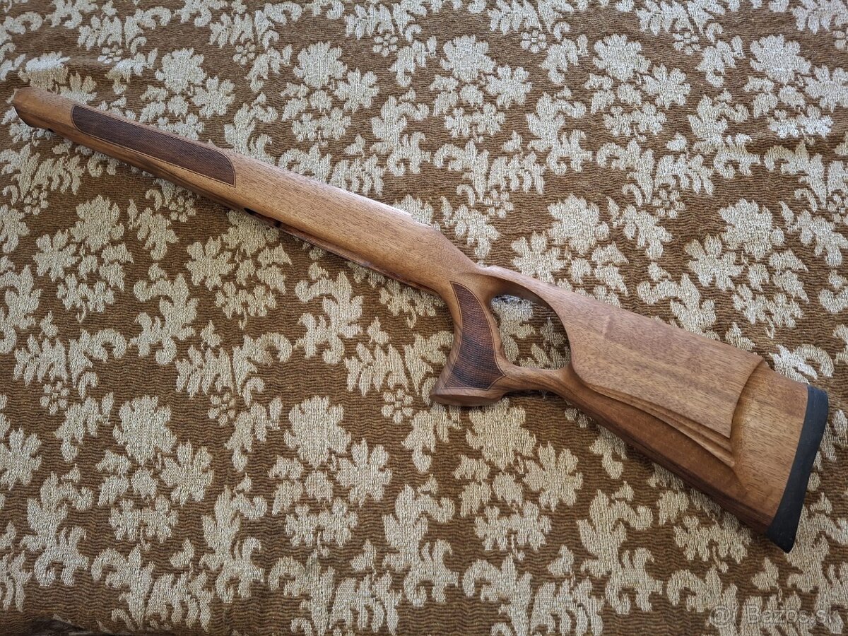 Pažba CZ 557 THUMBHOLE schránková verzia