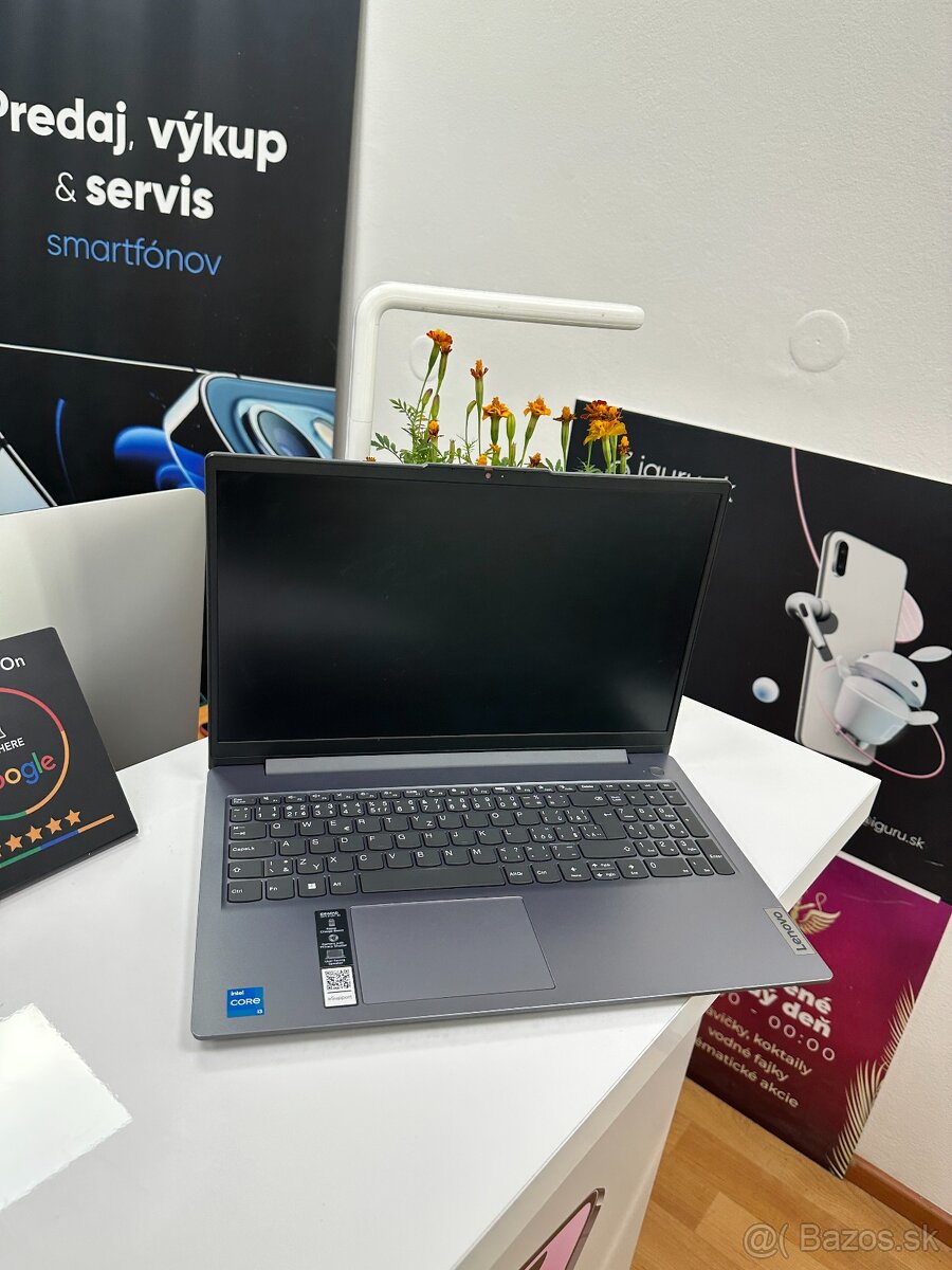 Lenovo IdeaPad Slim 3