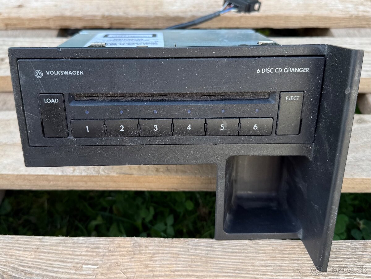 VW GOLF 5, PASSAT B6, TOURAN, 1T0035110, CD menič