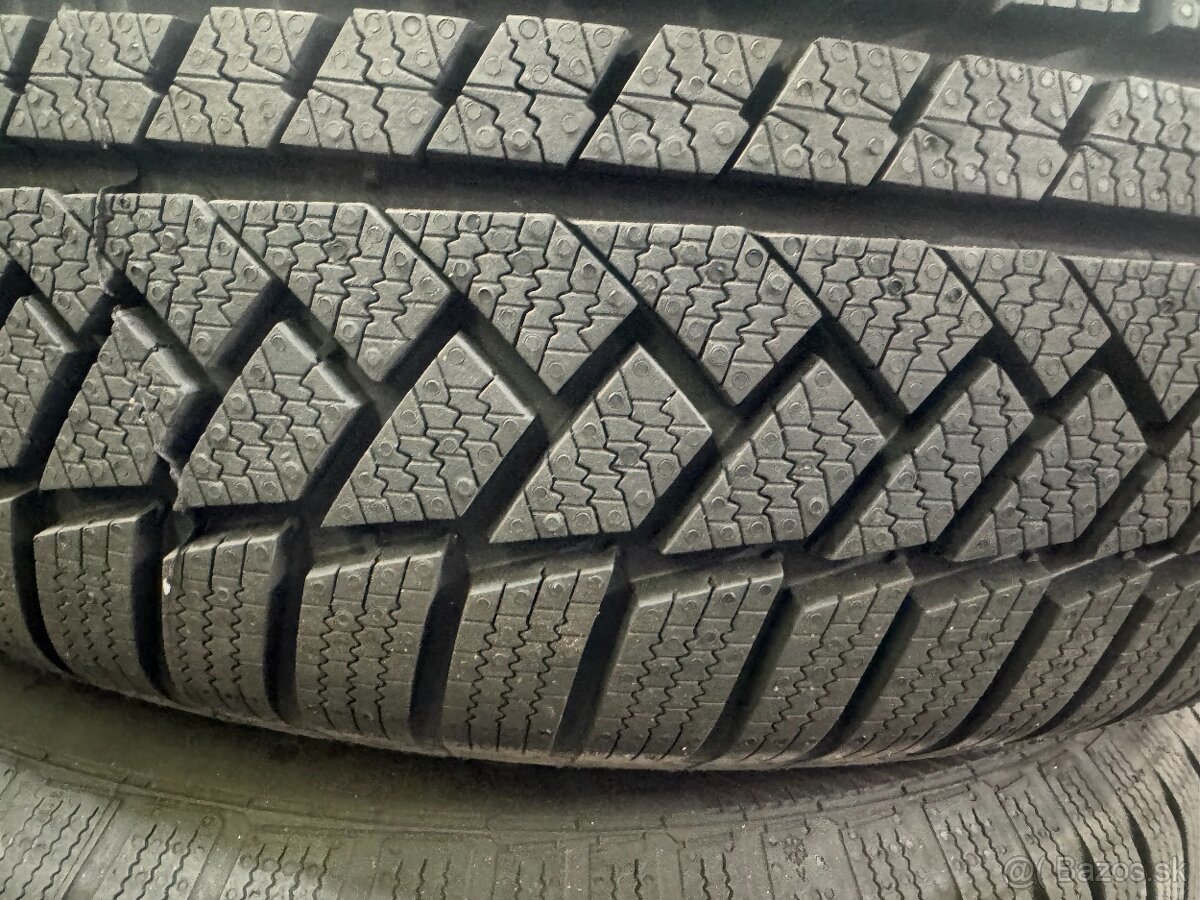 Predam hliníkové disky a zimne pneumatiky 235/65 R17"