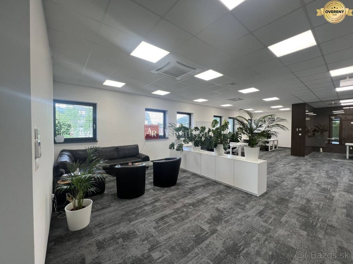 PRENÁJOM: Administratívne, kancelárske priestory - J. Janček