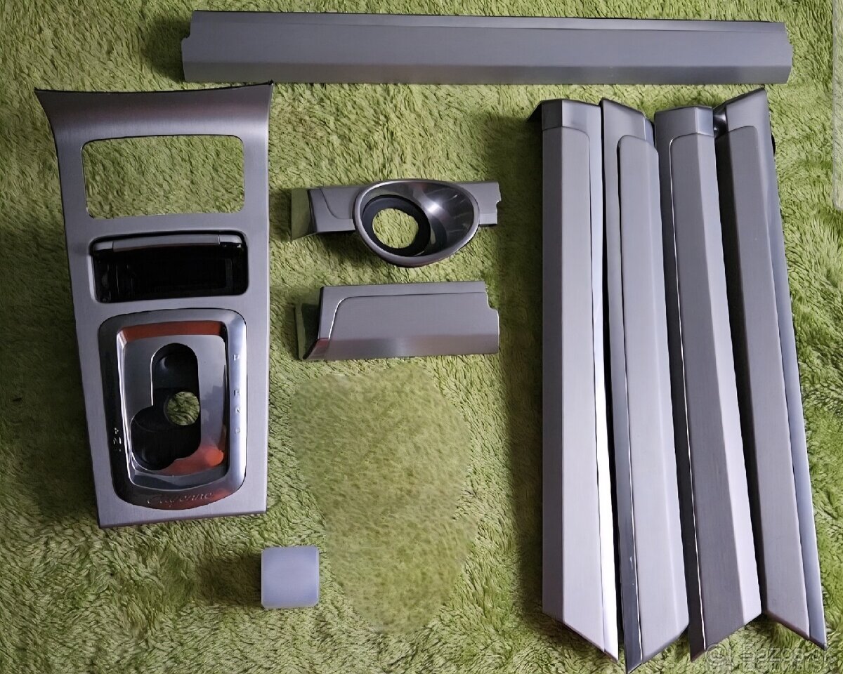 Interierove listy - Porsche Cayenne 958 10-17