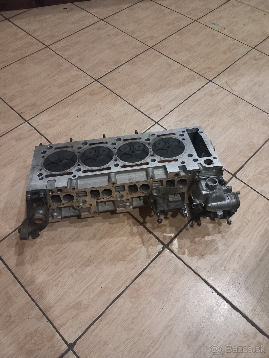 Hlava mercedes sprinter 2.2cdi 90kw