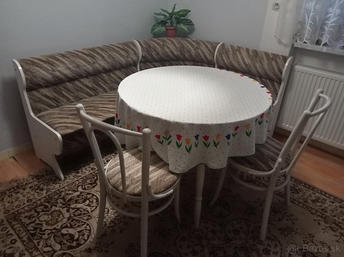 Predám jedálenský kút