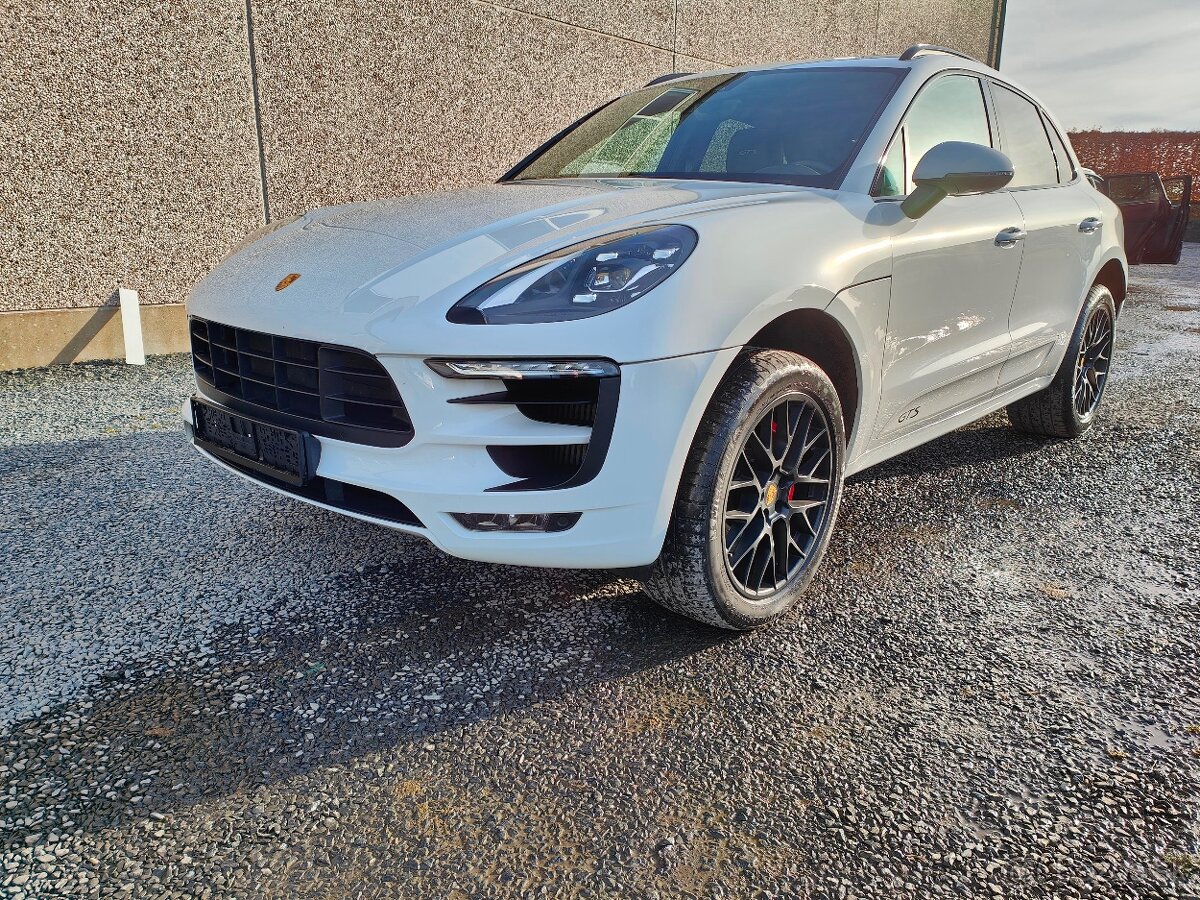 Porsche Macan 3.0