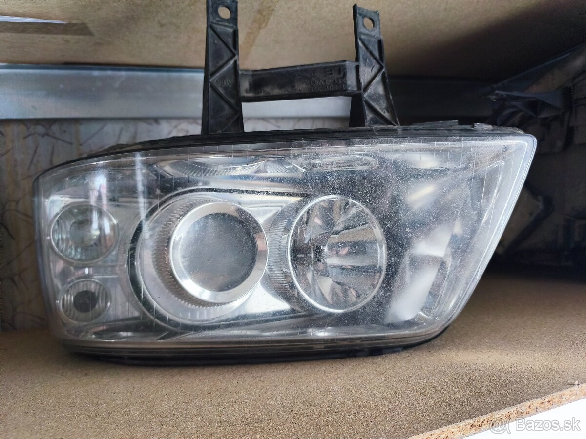 Svetlá t5 caravelle California