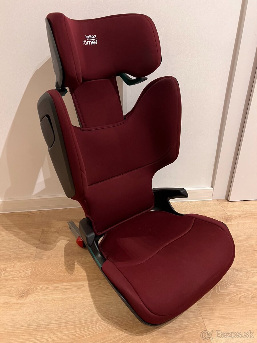 Predam autosedacku Britax Romer