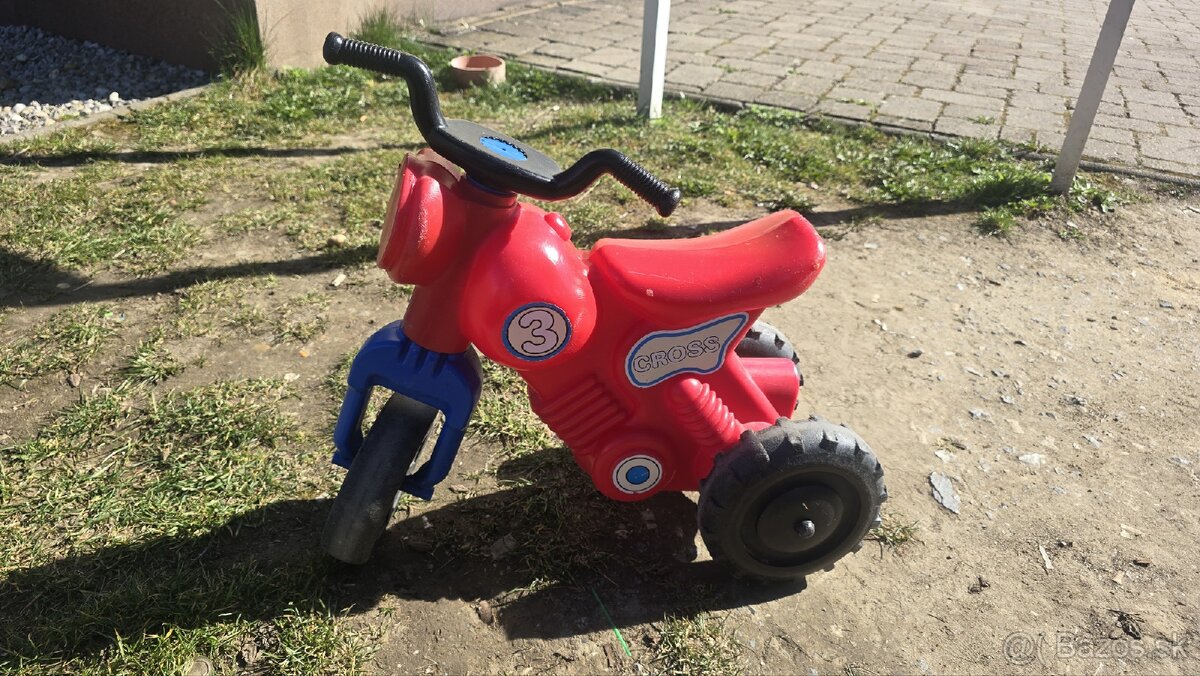 Elektricka štvorkolka