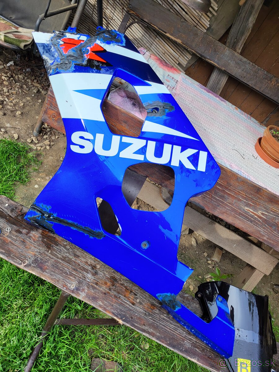 Suzuki gsxr plasty