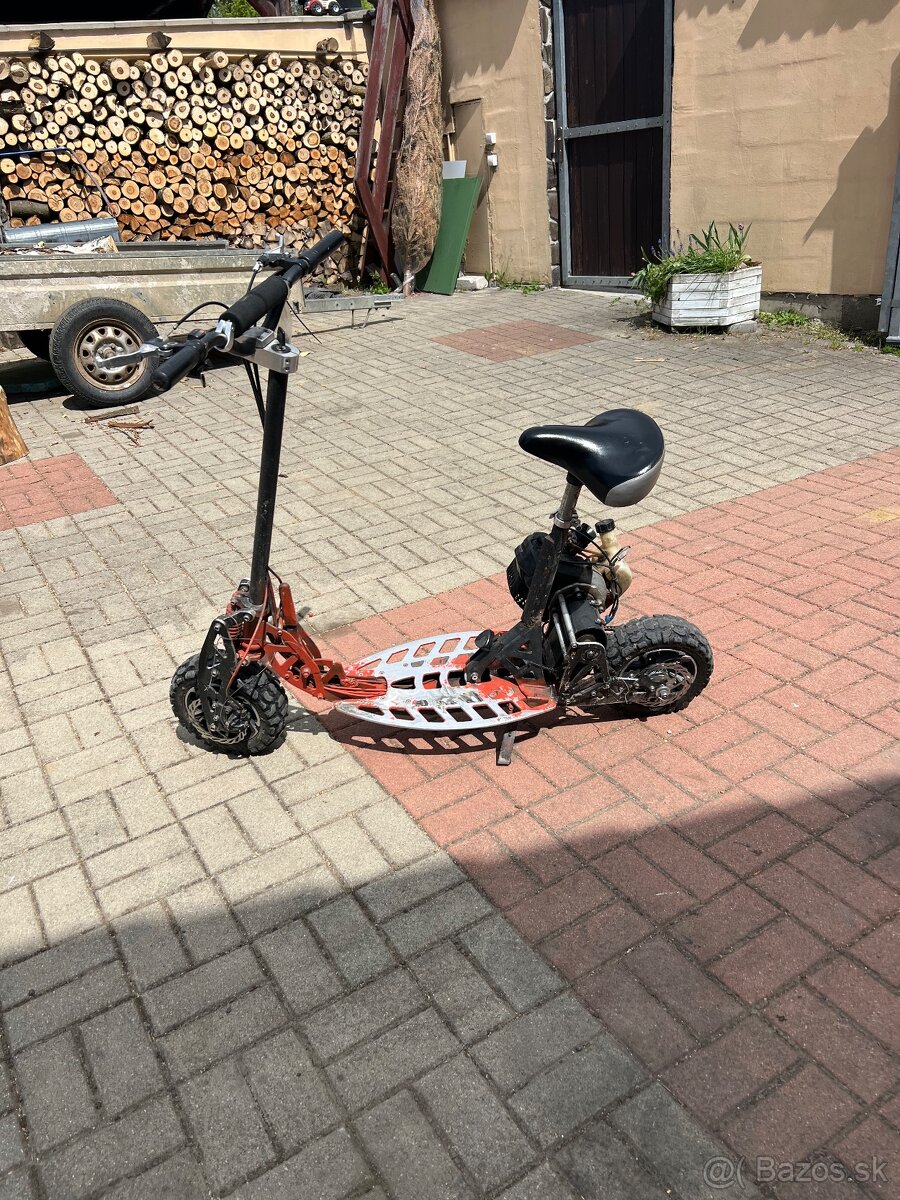 Motorová kolobežka na motor