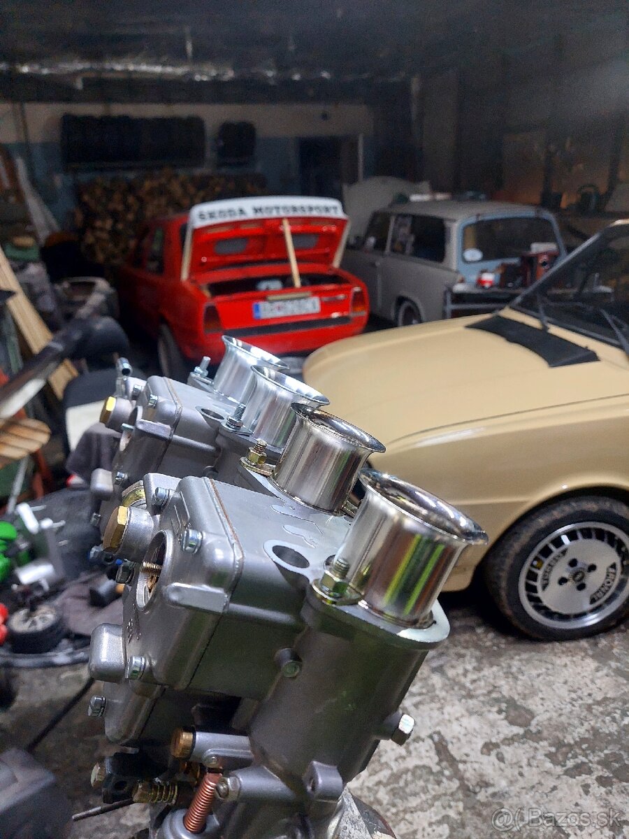 Moto karburatory