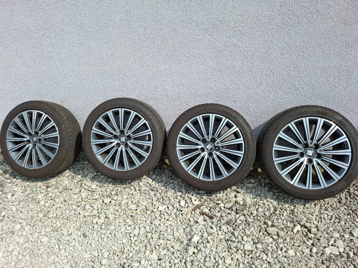 16 ELEKTRONY S ROZTECOU 5x100,LETNE PNEU 215/45R16