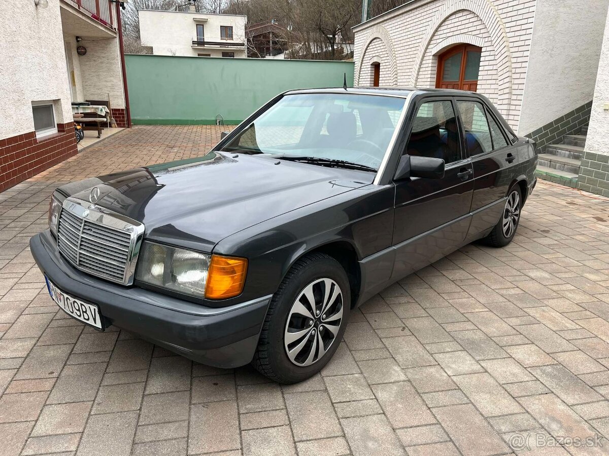 Mercedes 190E 2,0 benzin r.v:1988