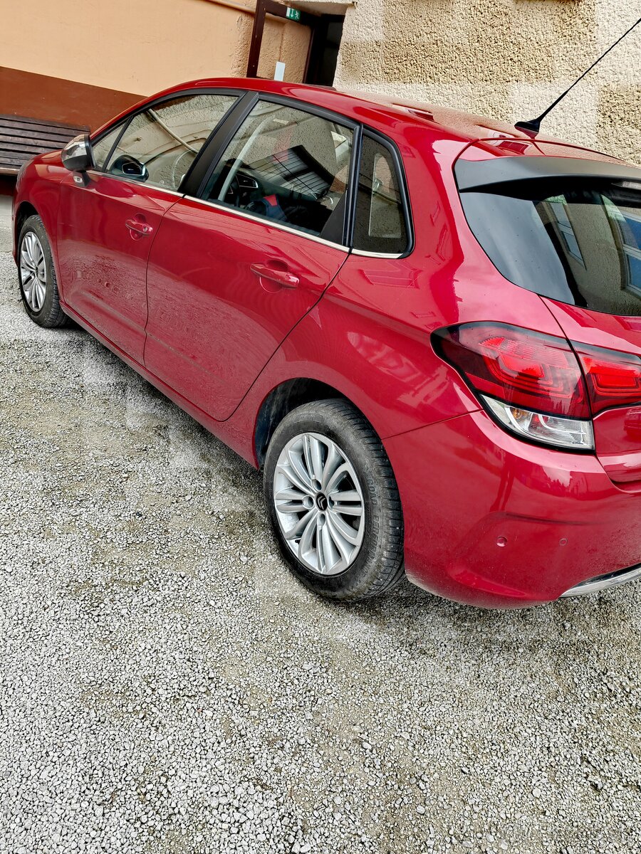 Citroen C4.. Originál 28 000km 1 majiteľ