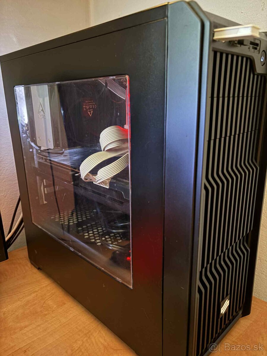 Predám herný počítač - RX 6800, Ryzen 5700X3D, 16 GB RAM