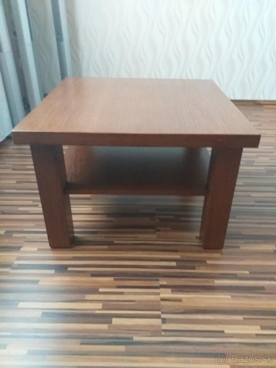 Konferenčný stolík