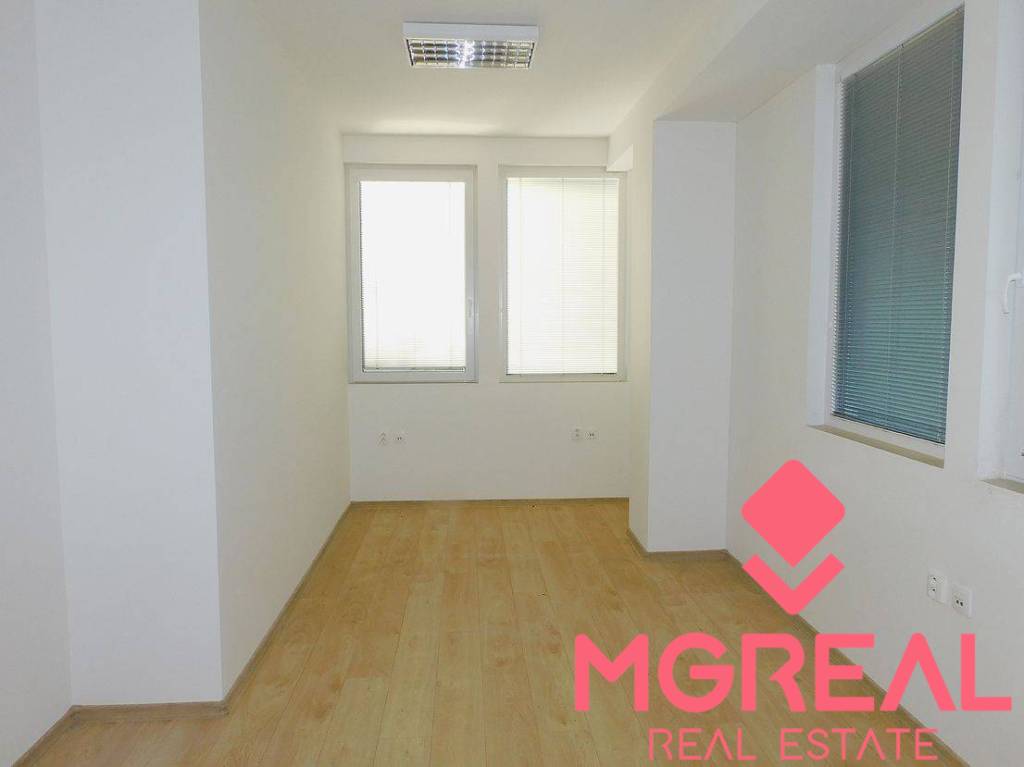 Na prenájom kancelárie od 13 do 18 m² v priemyselnej časti T