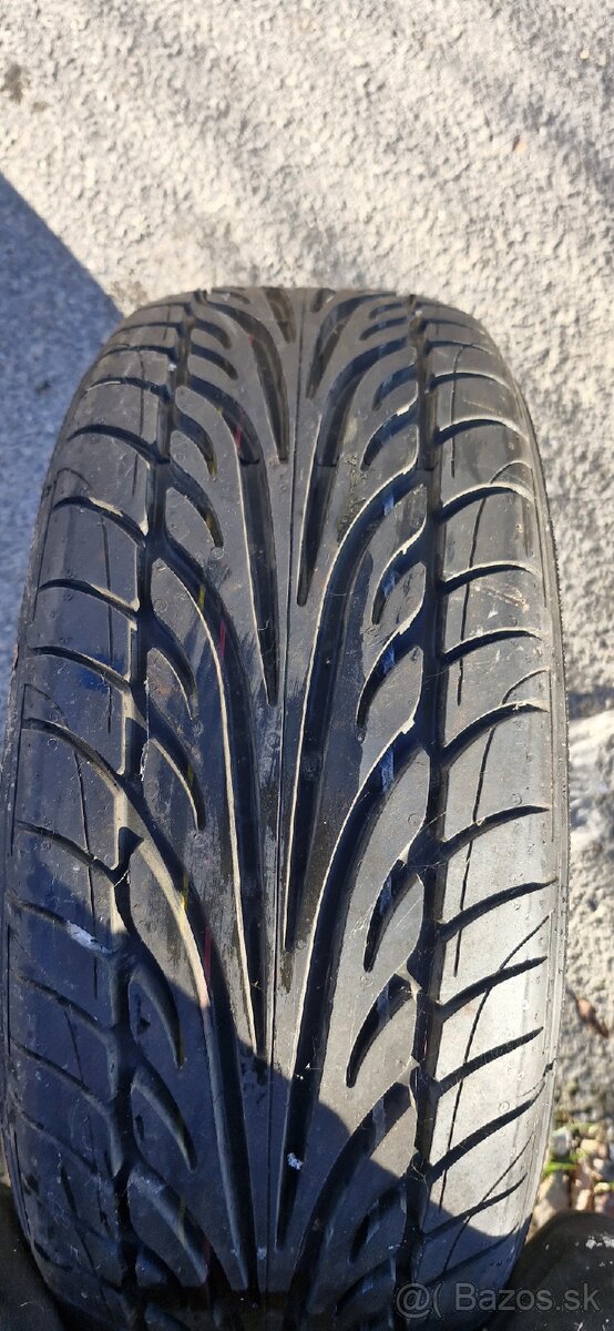 Nová 1x Dunlop 205/55R16