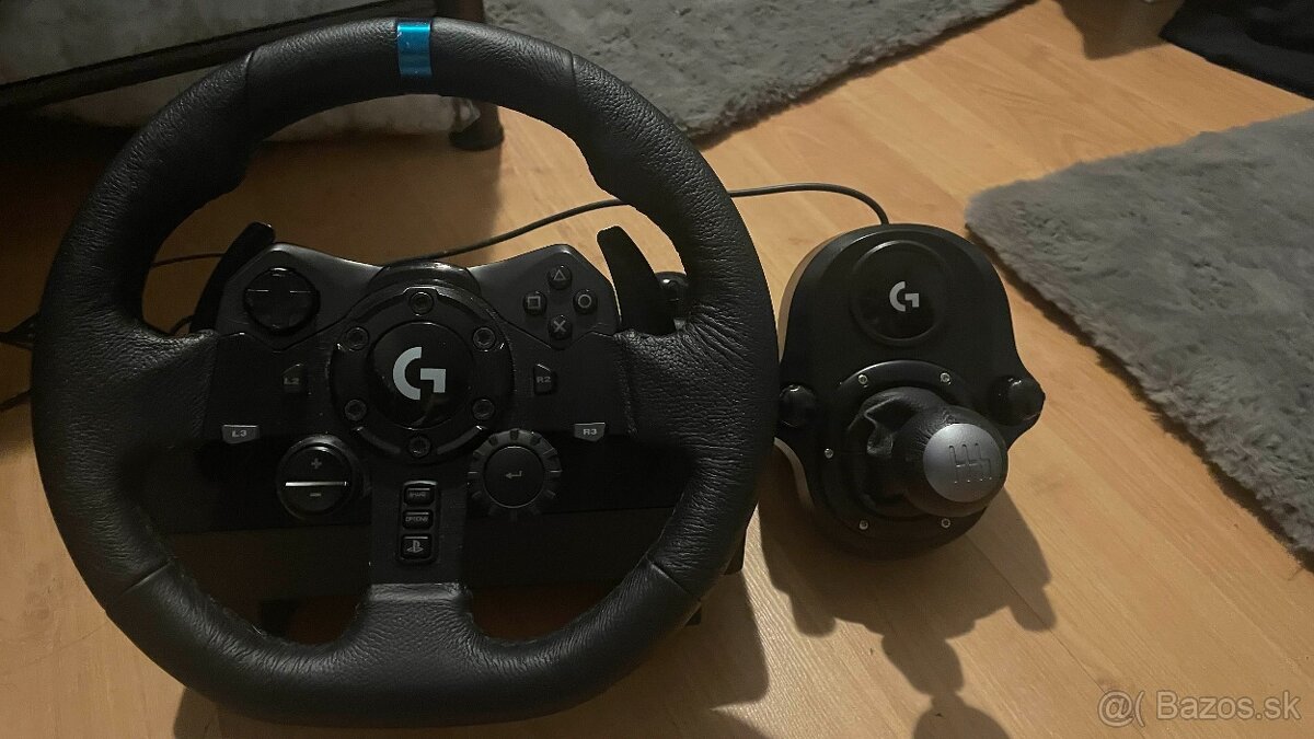 Logitech G923 pre PC/PS4