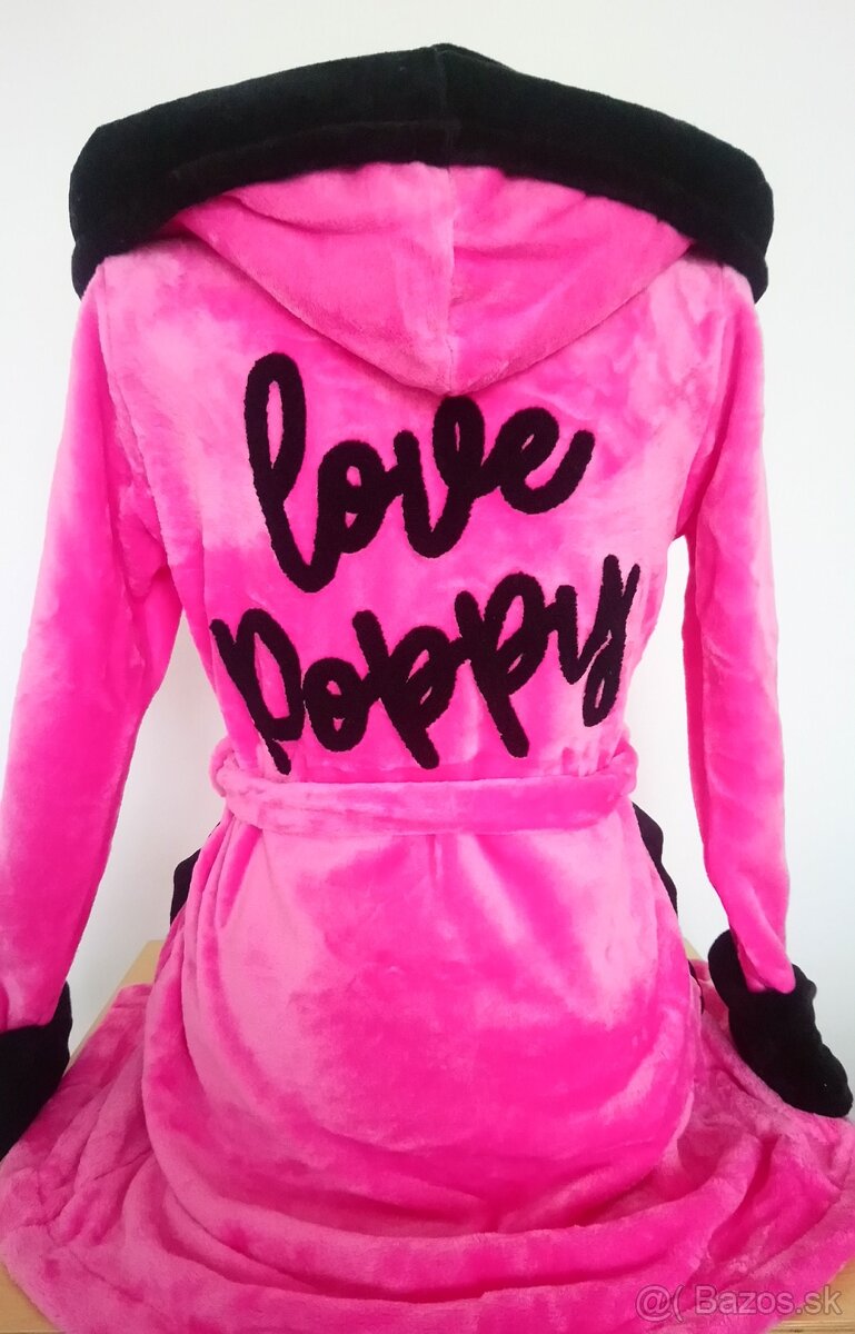 Teply damsky ruzovy zupan s vysivanym napisom vzadu NOVY