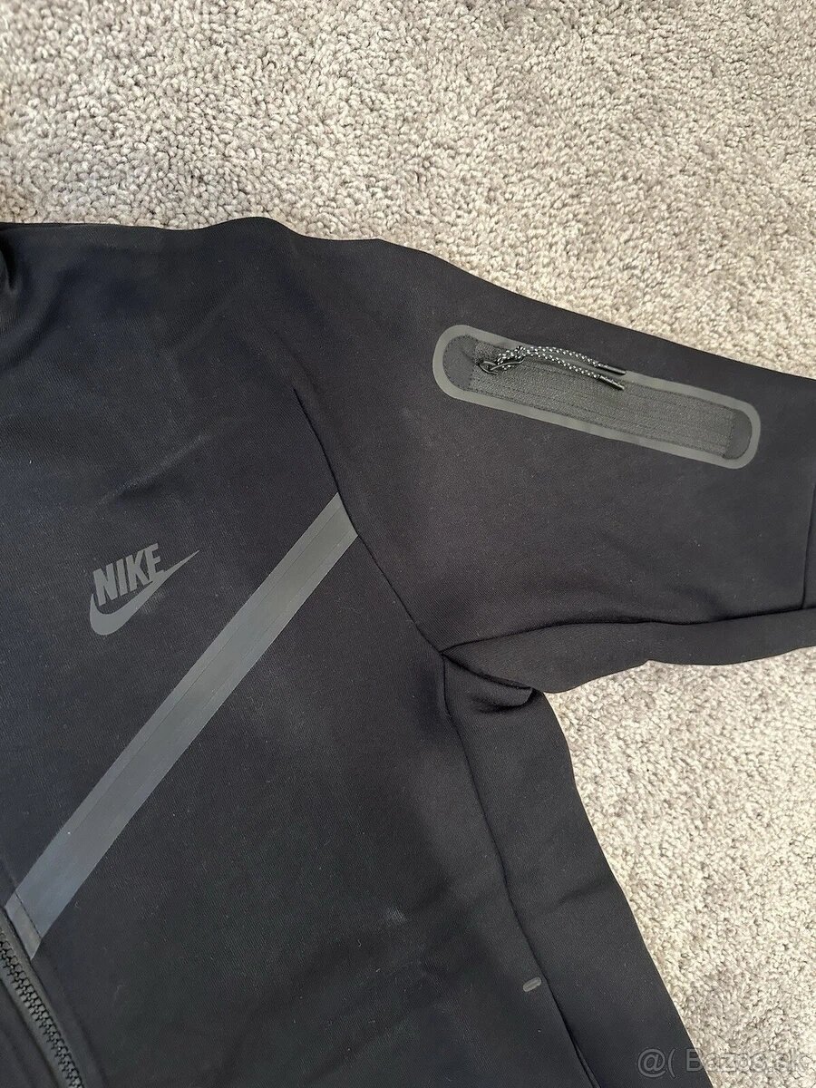 Nike Tech fleece