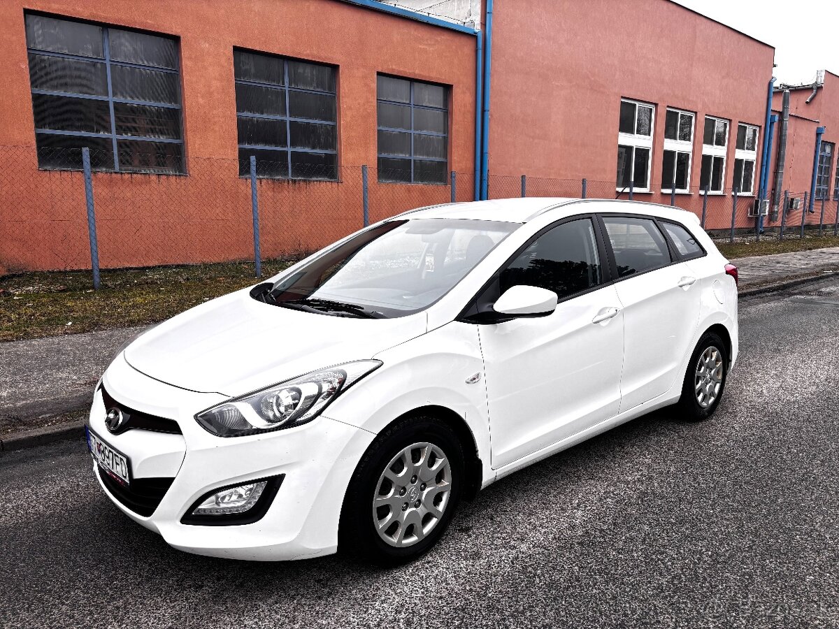 Hyundai i30 1.6CDRI 81kw