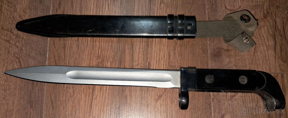 Bodák, bajonet pre AK47, prví model, nožový