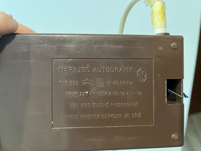 Napájací zdroj - autodráha